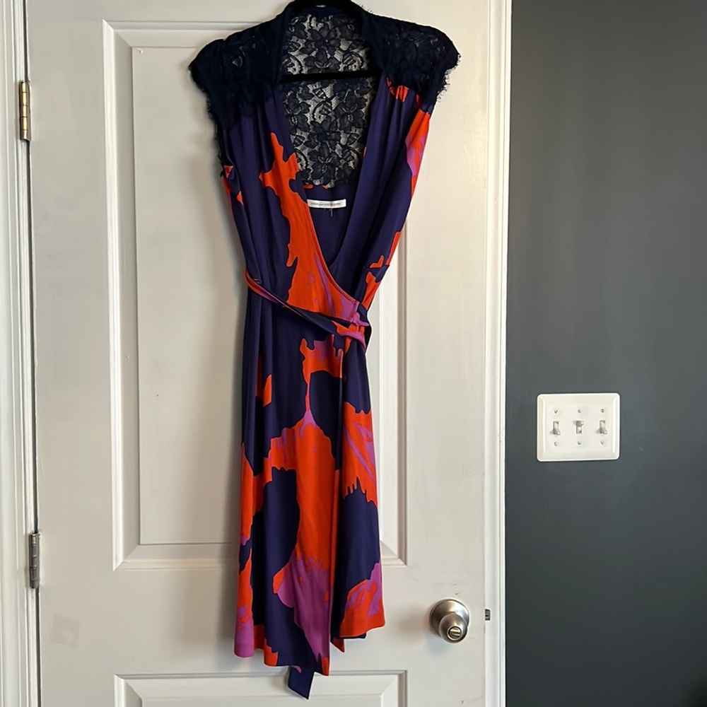 EUC Diane Von Furstenberg Wrap Dress
